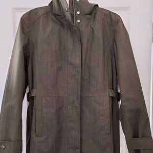 Ladies' Kirkland Rain Coat Size M